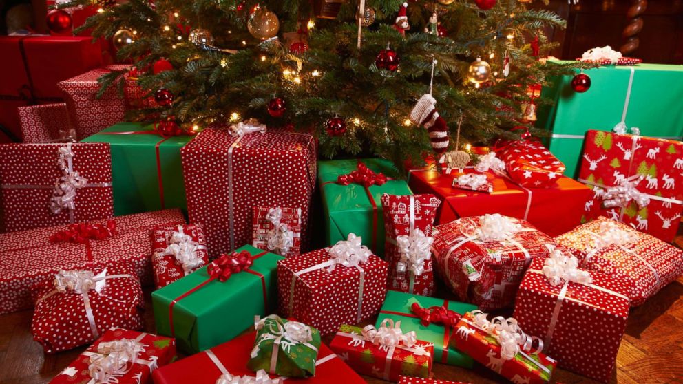 Do Not Make These 5 Mistakes When Buying Your Husband a Christmas Gift